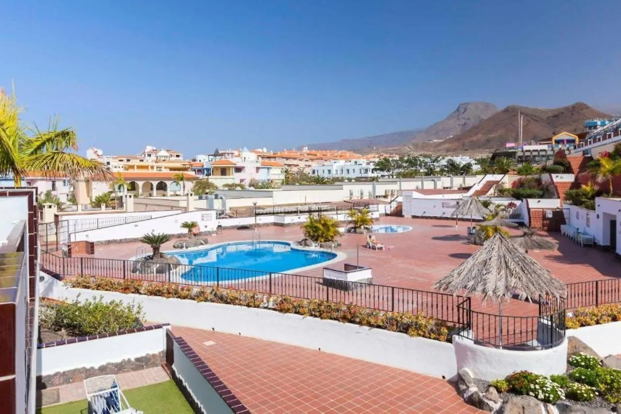El Mirador - Lovely Apartment G104 contacts